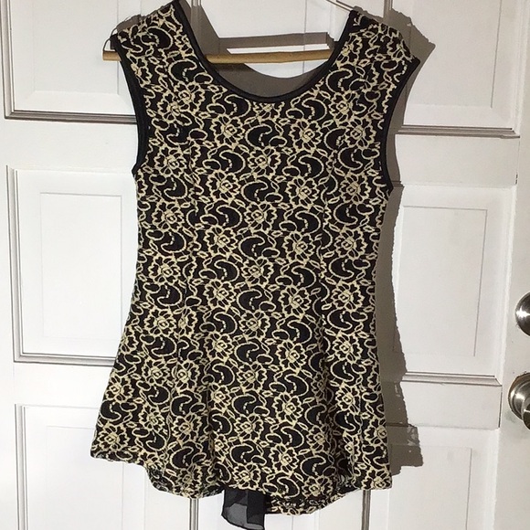 Julie’s Closet Chic Black and Cream Lace and Sheer  Sleeveless Blouse - Picture 2 of 13